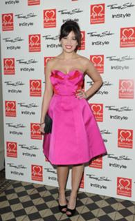 Daisy Lowe feet photo thumbnail