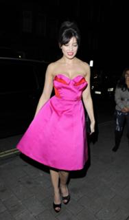 Daisy Lowe feet photo thumbnail