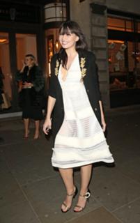 Daisy Lowe feet photo thumbnail