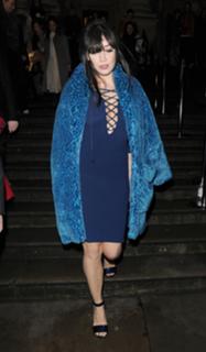 Daisy Lowe feet photo thumbnail