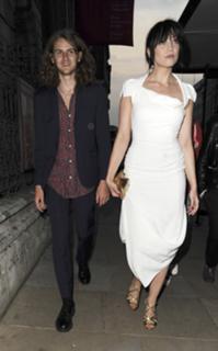 Daisy Lowe feet photo thumbnail