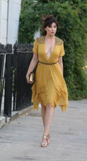 Daisy Lowe feet photo thumbnail