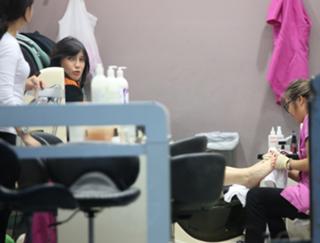 Daisy Lowe feet photo thumbnail