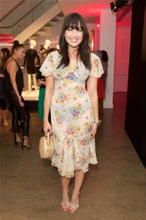 Daisy Lowe feet photo thumbnail