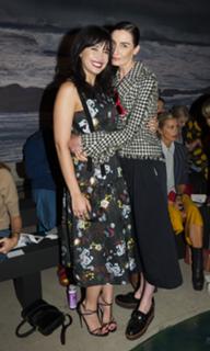 Daisy Lowe feet photo thumbnail