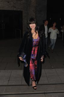 Daisy Lowe feet photo thumbnail