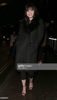 Daisy Lowe feet photo thumbnail