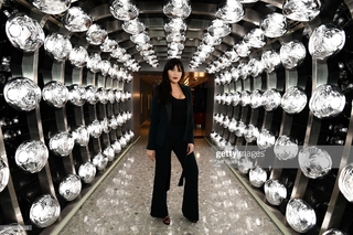 Daisy Lowe feet photo thumbnail