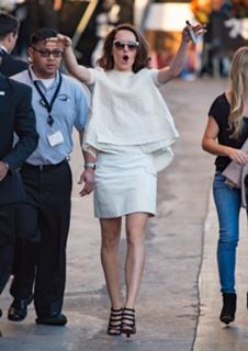 Daisy Ridley feet photo thumbnail