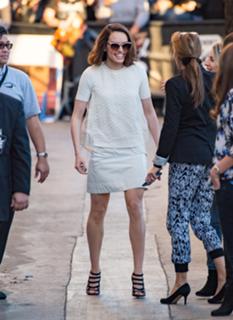 Daisy Ridley feet photo thumbnail