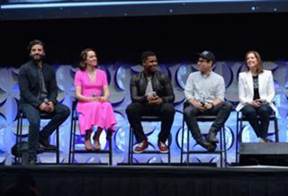 Daisy Ridley feet photo thumbnail