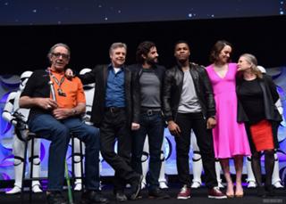 Daisy Ridley feet photo thumbnail