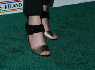 Daisy Ridley feet photo thumbnail