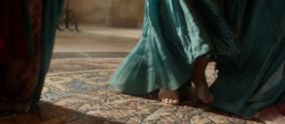 Daisy Ridley feet photo thumbnail