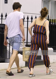 Daisy Ridley feet photo thumbnail