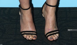 Daisy Ridley feet photo thumbnail