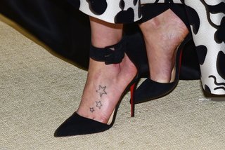 Daisy Ridley feet photo thumbnail