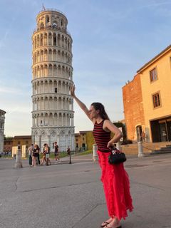 Daisy Ridley feet photo thumbnail