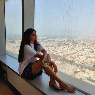 Daisy Shah feet photo 1