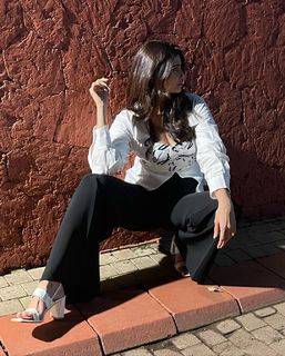 Daisy Shah feet photo 11