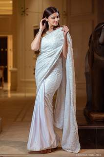 Daisy Shah feet photo 13