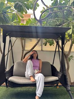Daisy Shah feet photo 10