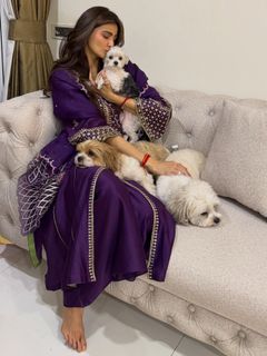 Daisy Shah feet photo 8