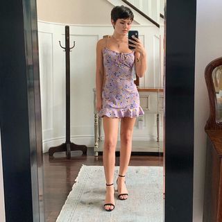Daisy Taylor feet photo thumbnail