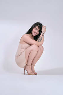 Daisy Taylor feet photo thumbnail