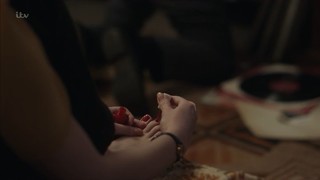 Dakota Blue Richards feet photo 10
