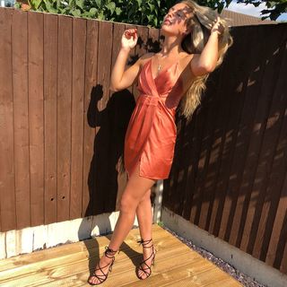 Dakota Ditcheva feet photo thumbnail