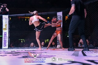 Dakota Ditcheva feet photo thumbnail