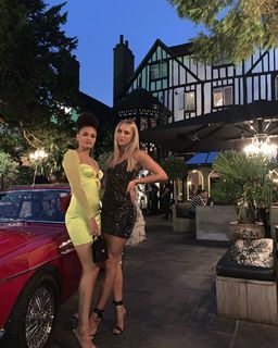 Dakota Ditcheva feet photo thumbnail