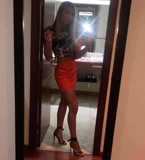 Dakota Ditcheva feet photo thumbnail