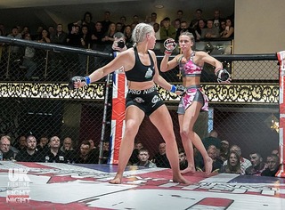 Dakota Ditcheva feet photo thumbnail