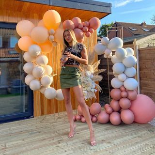 Dakota Ditcheva feet photo thumbnail