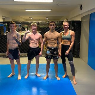 Dakota Ditcheva feet photo thumbnail