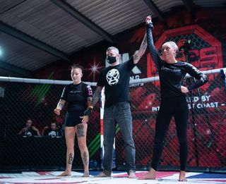 Dakota Ditcheva feet photo thumbnail