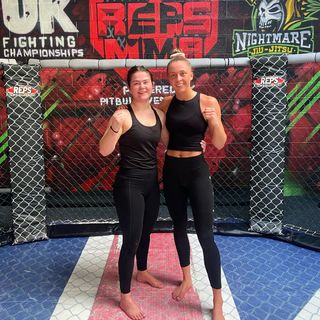 Dakota Ditcheva feet photo thumbnail