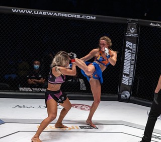 Dakota Ditcheva feet photo thumbnail