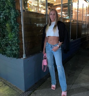 Dakota Ditcheva feet photo thumbnail