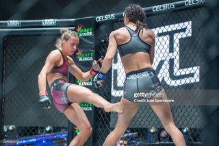 Dakota Ditcheva feet photo thumbnail