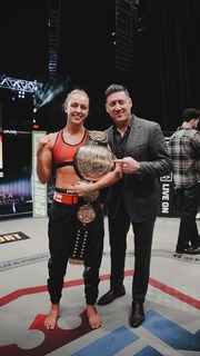 Dakota Ditcheva feet photo thumbnail