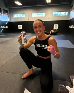 Dakota Ditcheva feet photo thumbnail