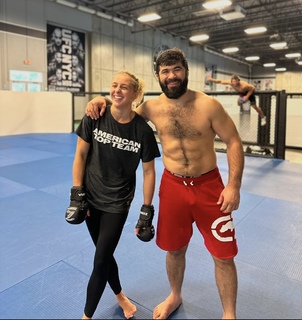 Dakota Ditcheva feet photo thumbnail