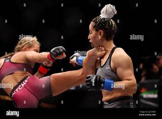 Dakota Ditcheva feet photo thumbnail