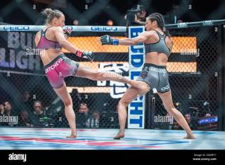 Dakota Ditcheva feet photo thumbnail