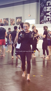 Dakota Ditcheva feet photo thumbnail