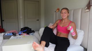 Dakota Ditcheva feet photo thumbnail