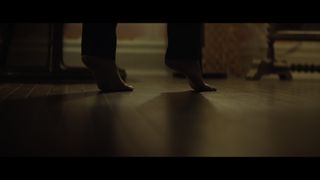 Dakota Fanning feet photo thumbnail